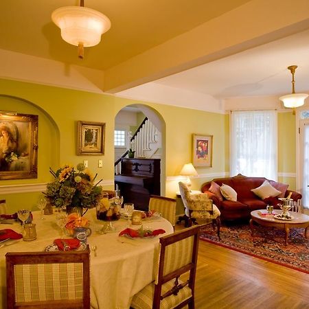 Old Thyme Inn Bed And Breakfast Half Moon Bay Room photo
