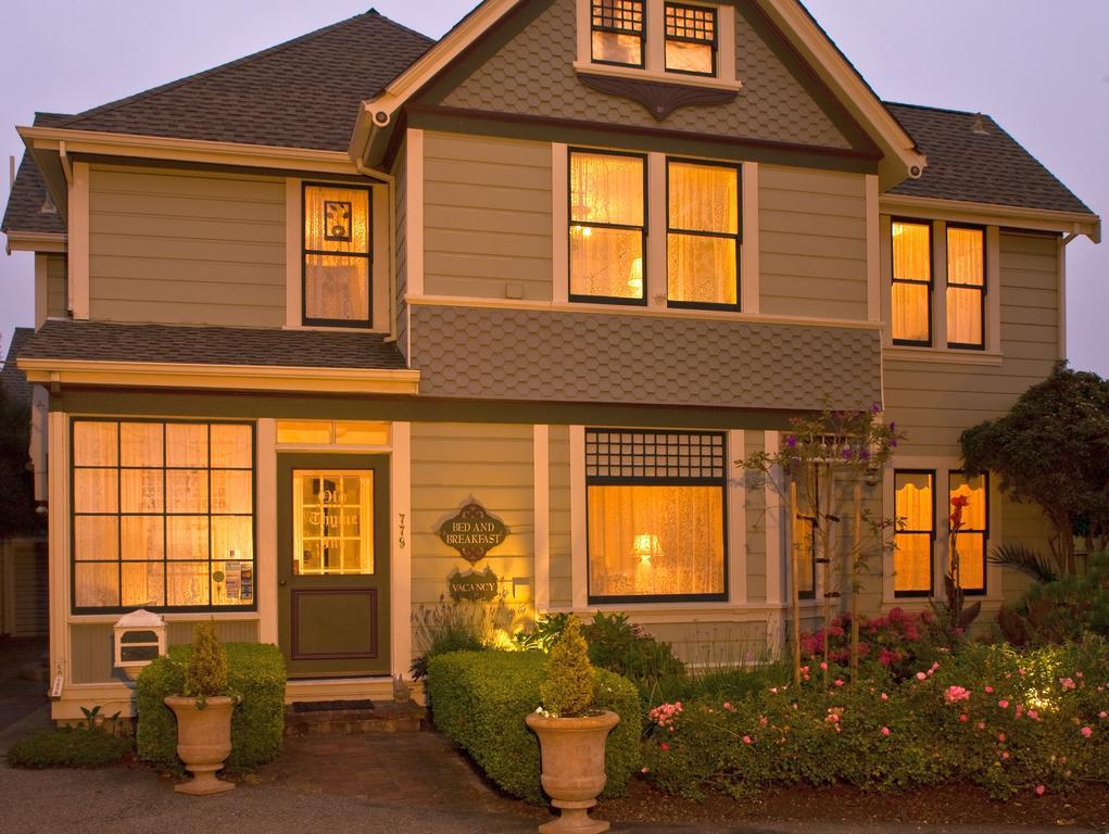 Old Thyme Inn Bed And Breakfast Half Moon Bay Exterior photo