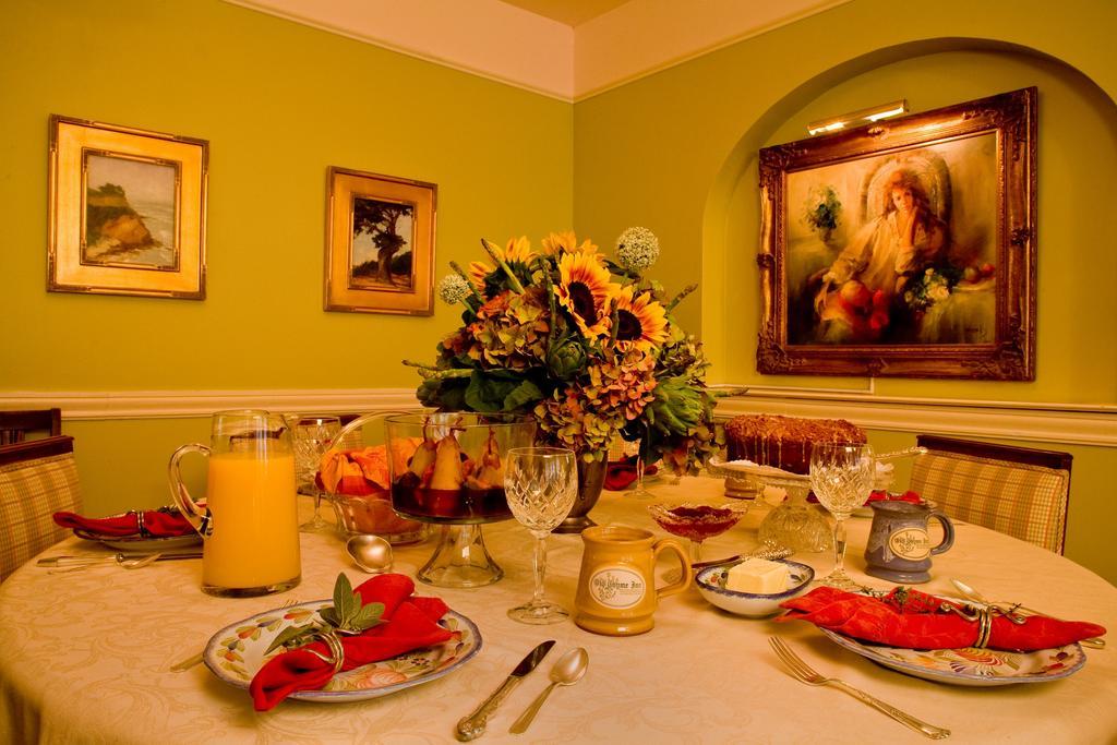Old Thyme Inn Bed And Breakfast Half Moon Bay Exterior photo